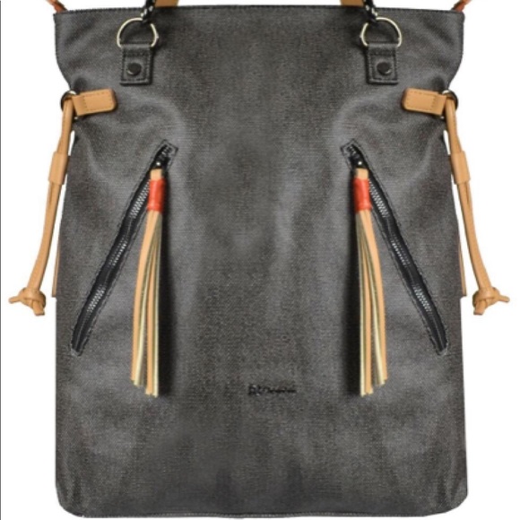 sherpani tempest tote